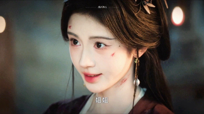 谁研究的露芜衣 露芜衣美萌  谁研究的露芜衣，美萌感还有点子搞笑天赋在身上了呀，