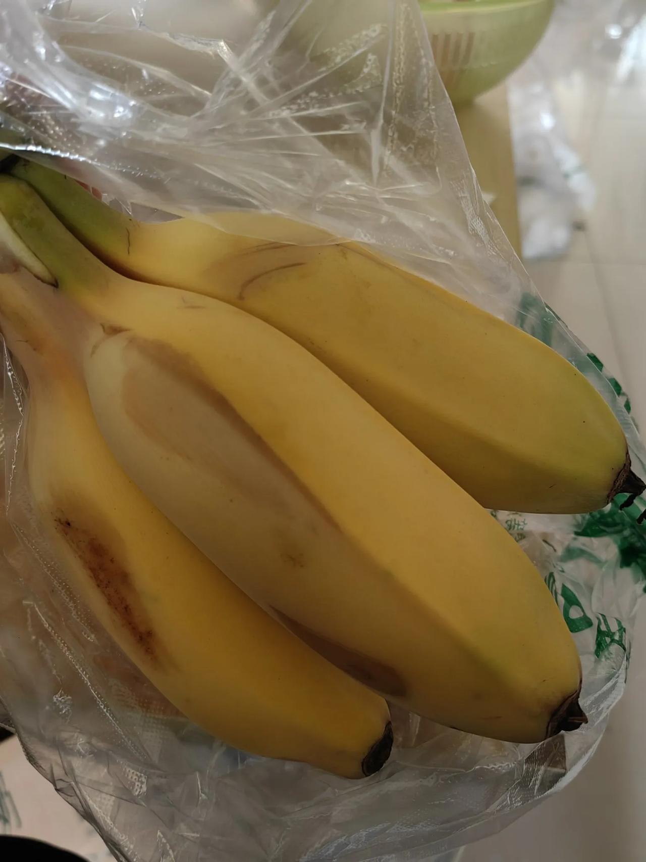 我今年63岁，天天奔波在儿子家，照料生病的儿媳。如今除了日常洗衣做饭、打理家务，