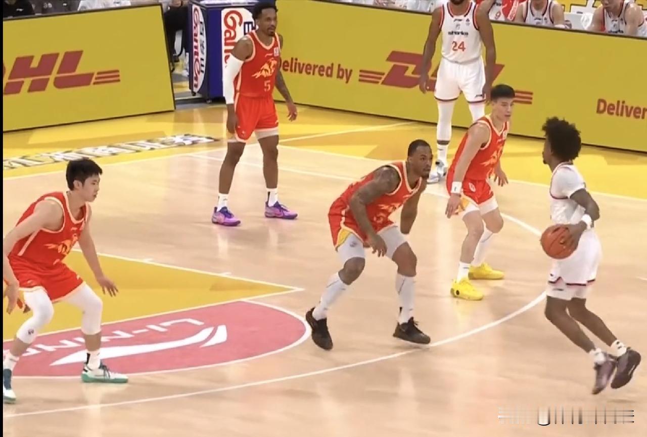 CBA总决赛G3战报，广厦下半场仅27分，张镇麟23+9+6，上海男篮客场大胜3