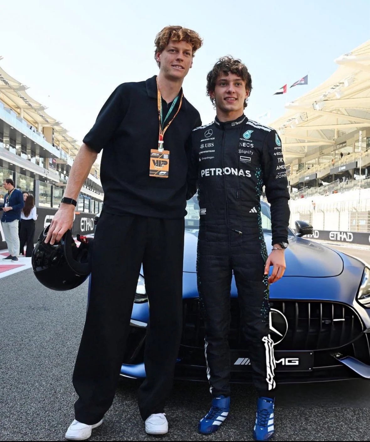 安东内利三场分站冠军，辛纳都在同一天拿下大师赛冠军F1中国站IW大师赛F1日本站