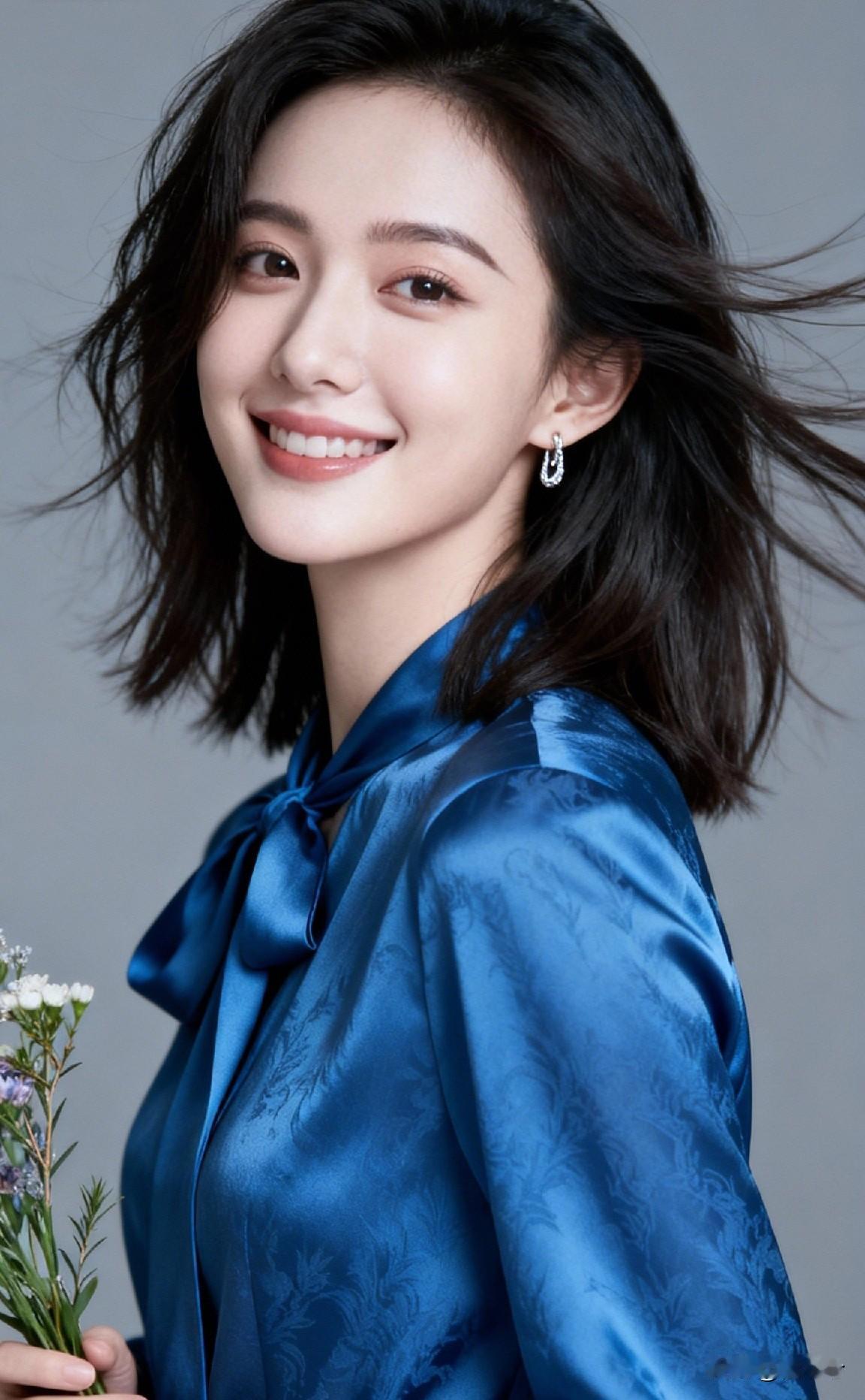 有人陪你喝雪花
未必有人陪你勇闯天涯
酒桌上举杯的人一抓一大把
散场后愿意送你回