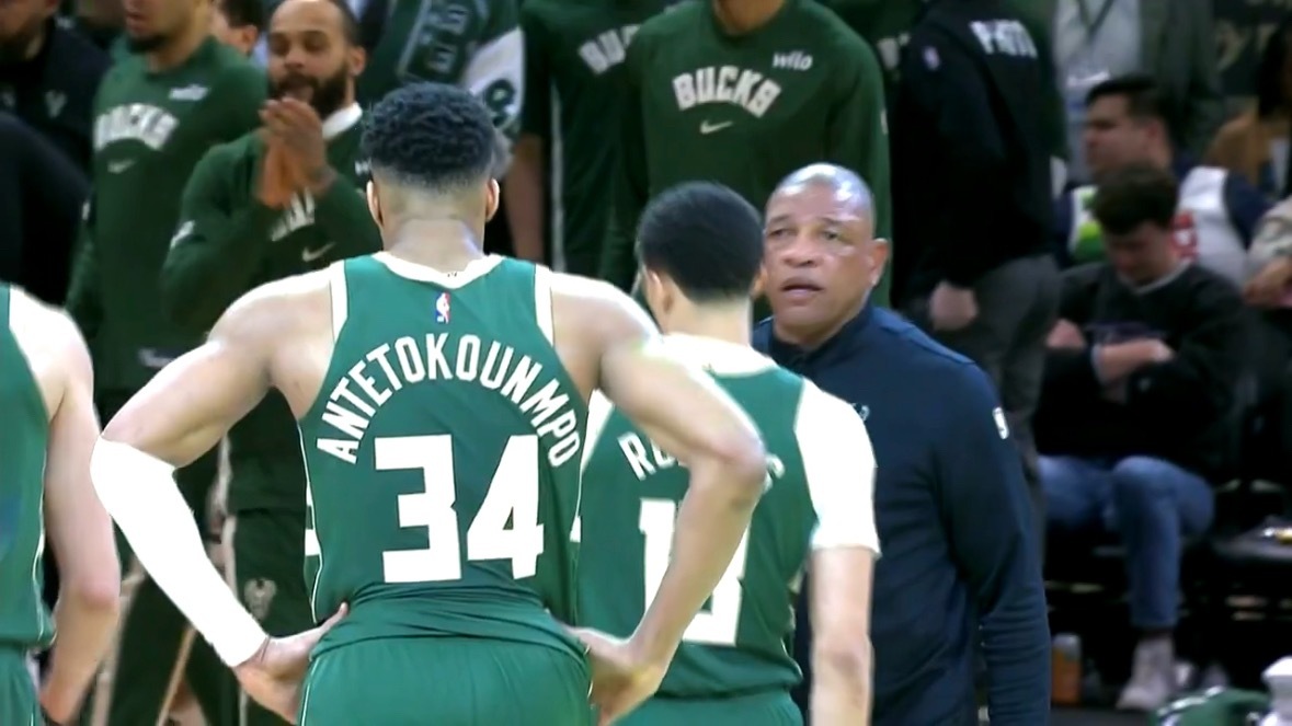 字母哥今天输球后的采访“我们没有全力以赴 我们没有拼尽全力去赢球我们没有团结协作