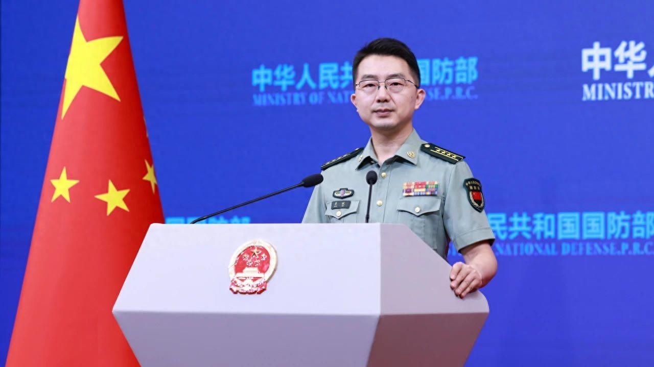 就在刚刚

中国国防部宣布了

8月8日，中国国防部一句“愿与友好国家分享成果”