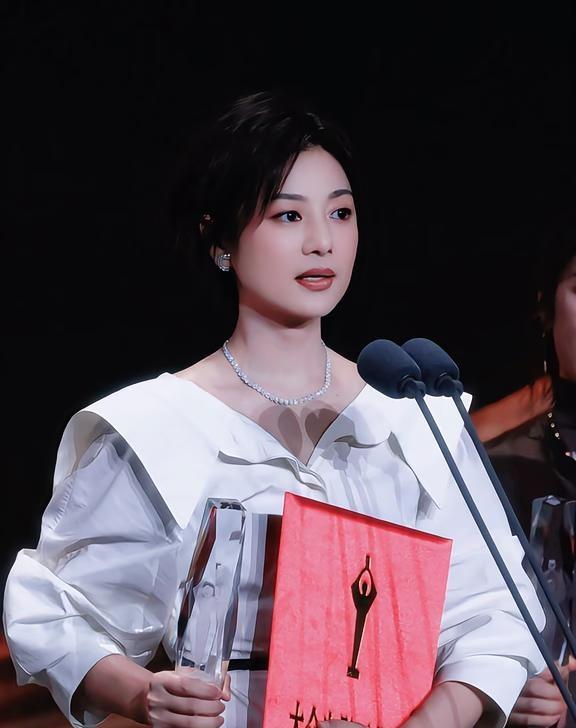 “道阻且长，行则将至”✨
感谢了那么多人 姐姐怎么没有感谢自己呢🥹 辛苦啦！祝