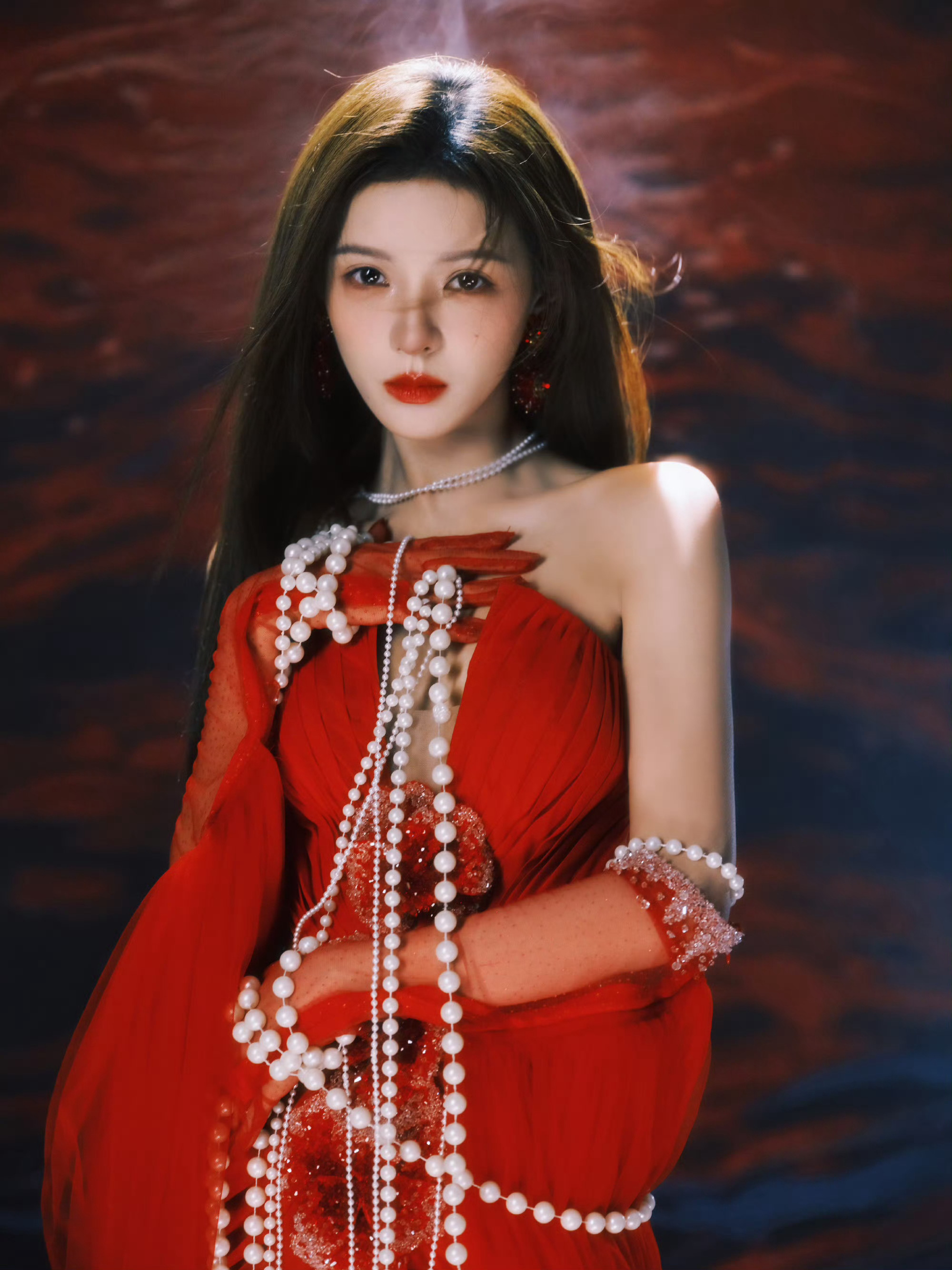 女明星ELLE风尚大典陆续开始出图了张予曦 代露娃 张艺凡 邓恩熙 ​​​