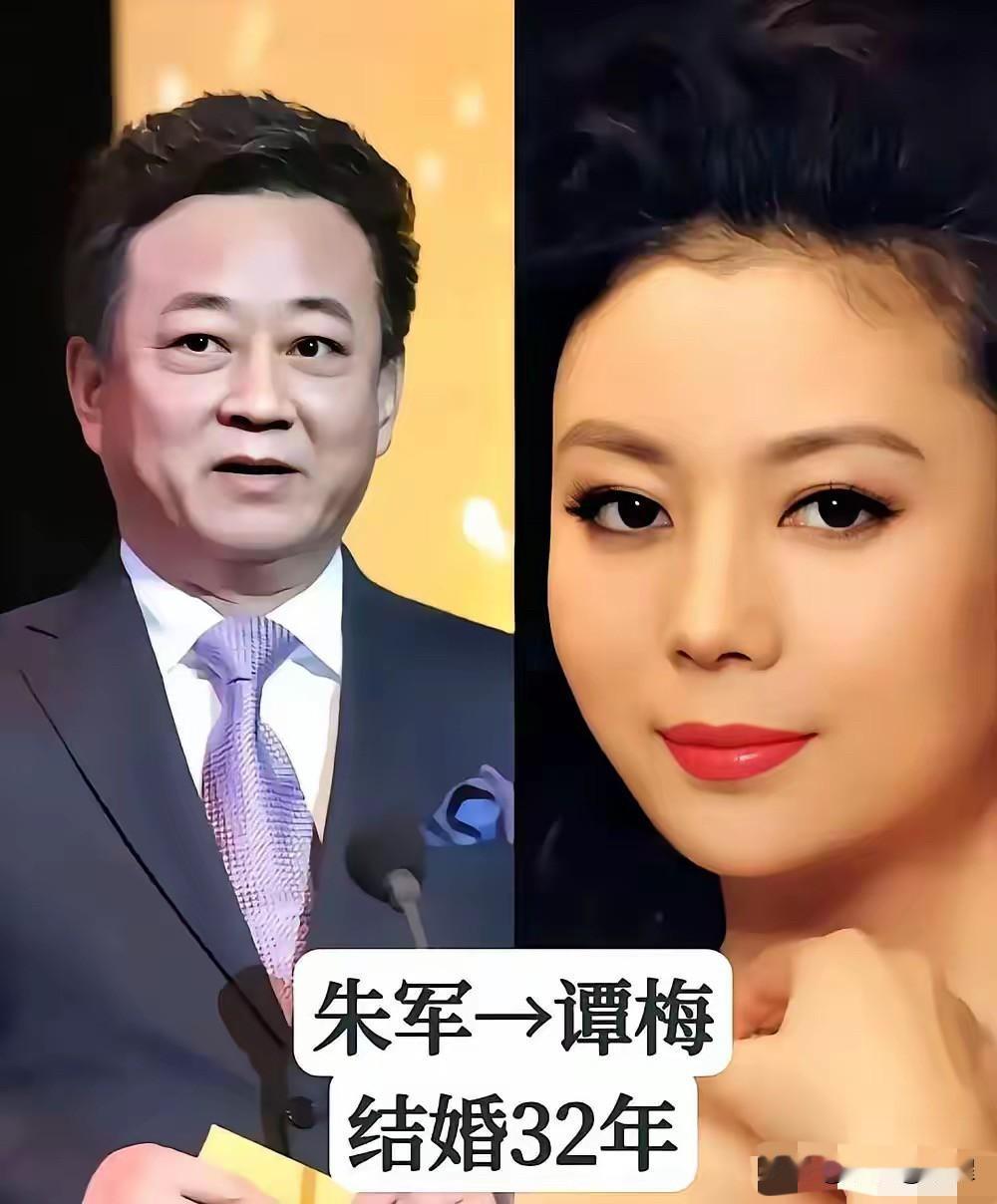 镜头前他们是万众熟知的央视主持人用自己的能力收获无数观众认可。回归现实生活，他们