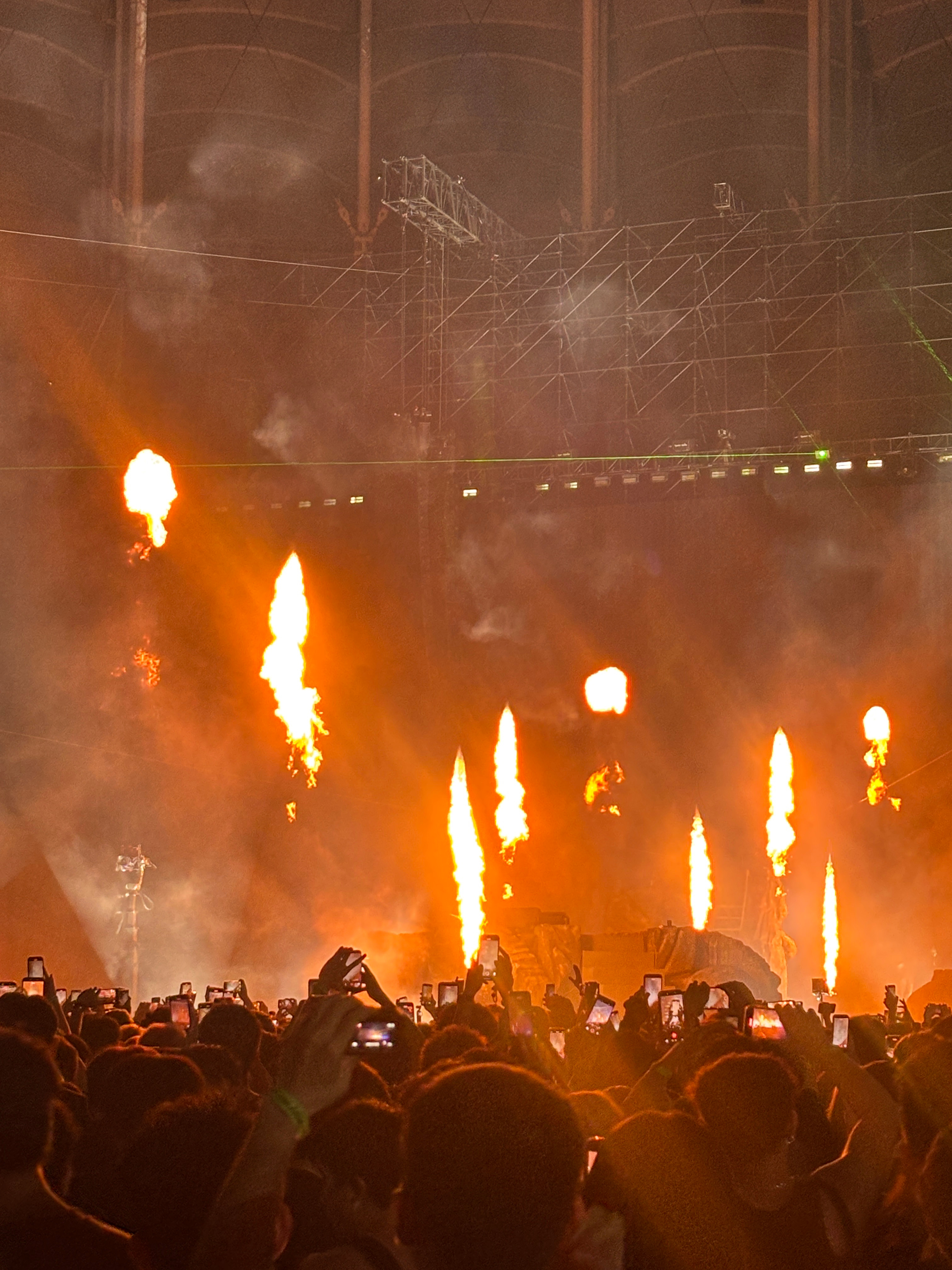 FE！N了5️⃣次 开圈直接给我撞飞🥲travisscott  ​​​