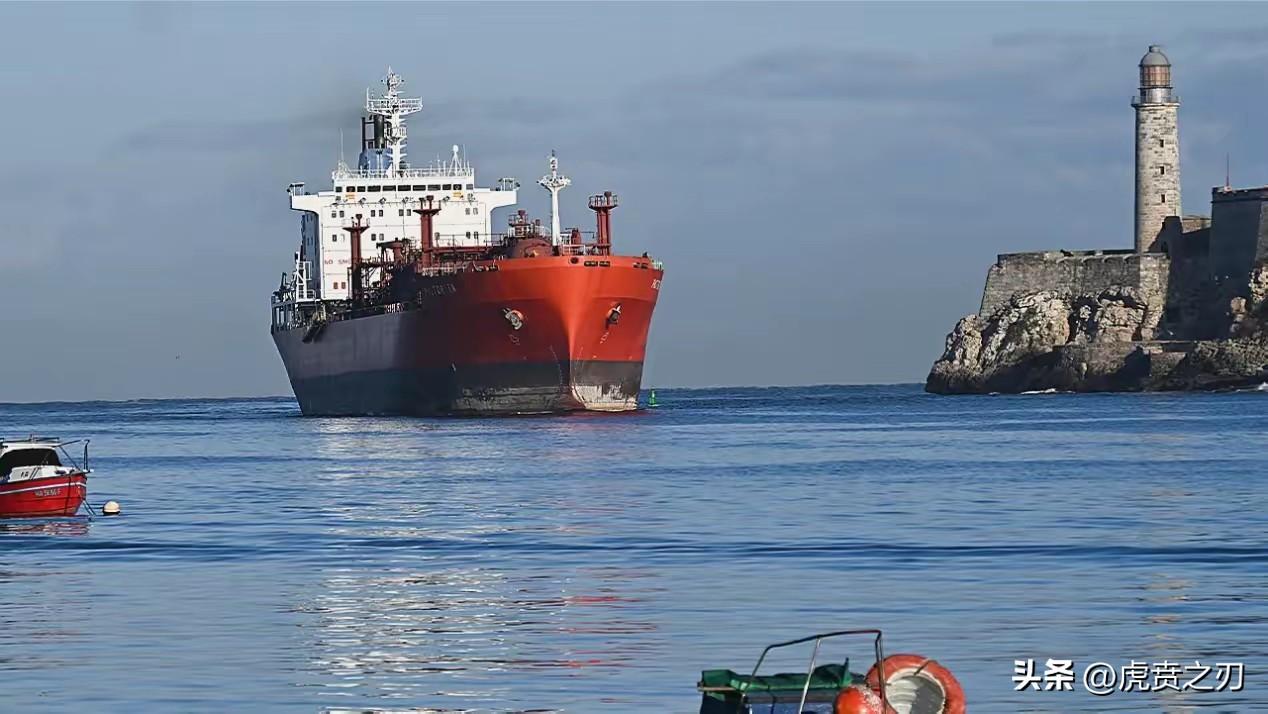 全世界只有俄罗斯能把美帝单边霸权按在地上摩擦，
背景：普京强势出手援助古巴，73