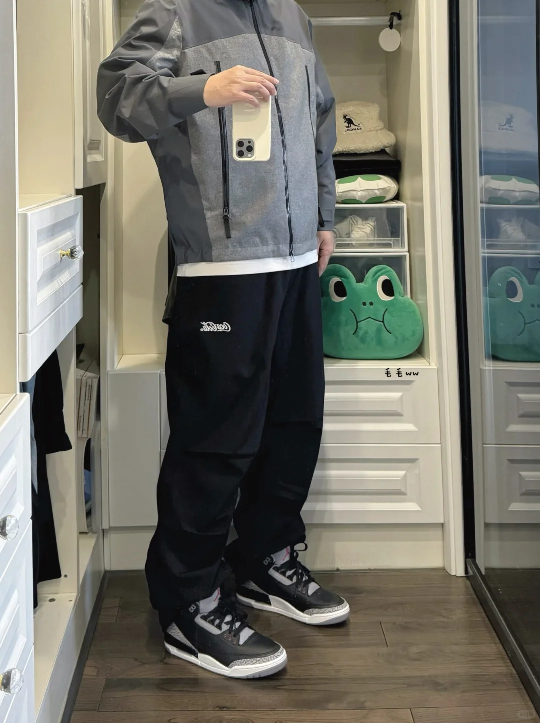 户外冲锋衣｜黑水泥穿搭