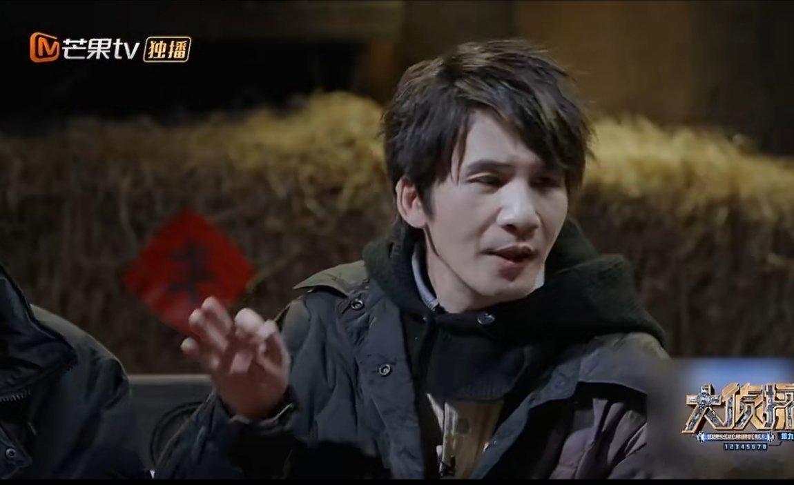 魏大勋听到嫌疑人自首的震惊程度大侦探一对一审讯，郝小爸上来就自首：“人是我‘杀’