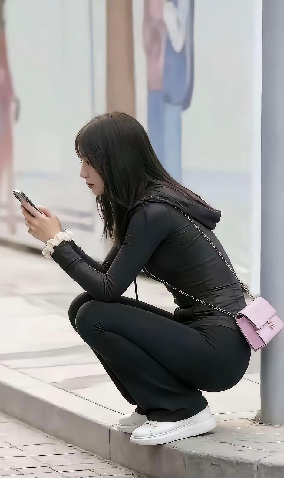 隔夜美联储议息会议终于结束了，没有加息，估计要把加息的任务留在12月份，毕竟马上