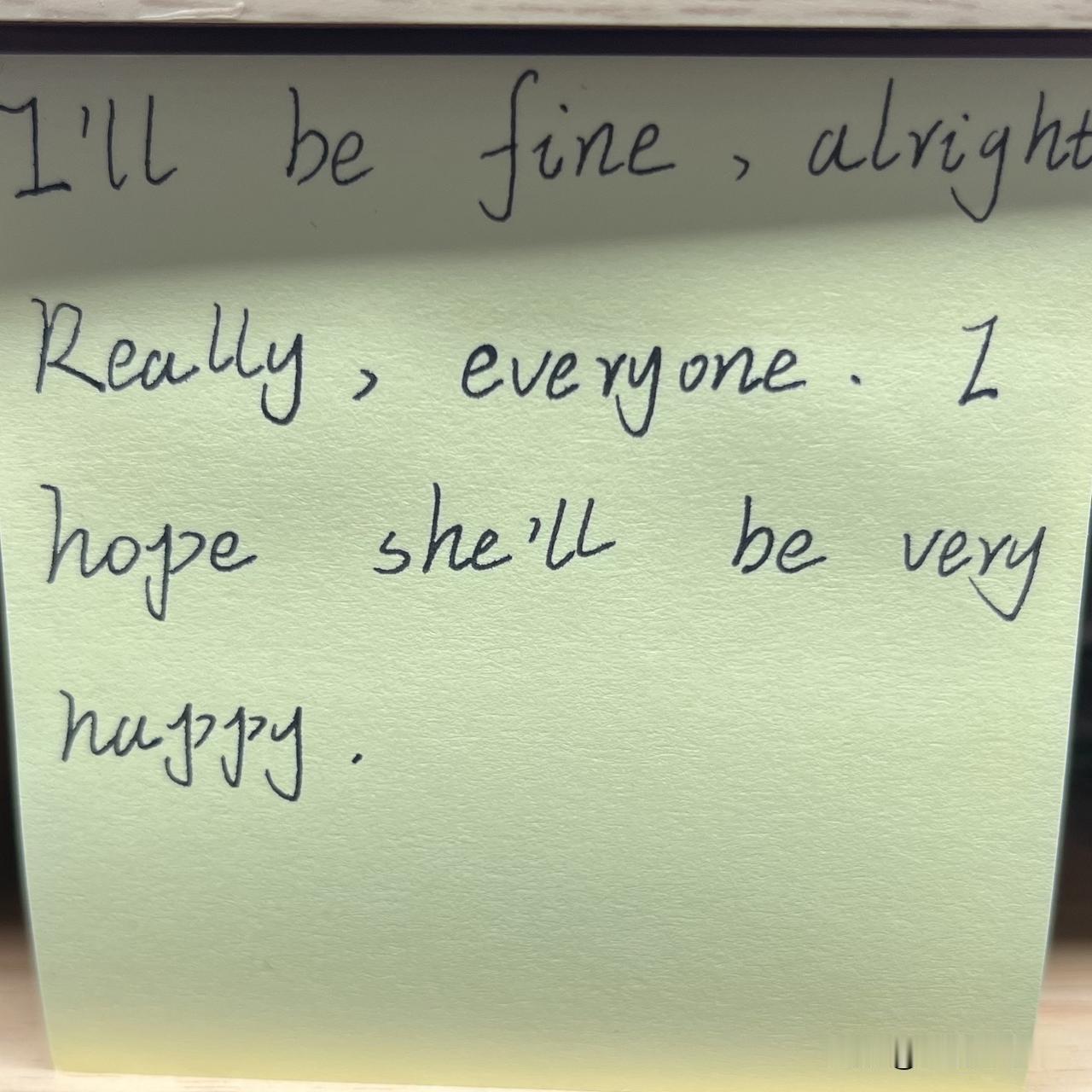 好久没分享学英语了，手边没有卫生纸，就用便利贴代替吧。

今天学习的句子是：
