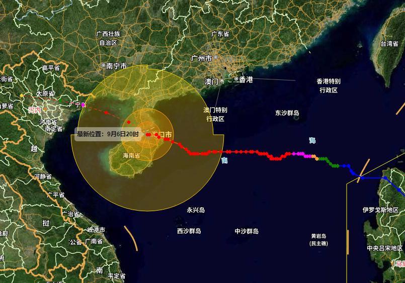 这台风摩羯真的有点东西的，在深圳都已经这么大雨了，现在刚好就在海南了，希望都能平