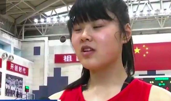 我可以接受李月汝的护照丢美国，也可以接受补办来不及，但有一点我是真的忍不了——就