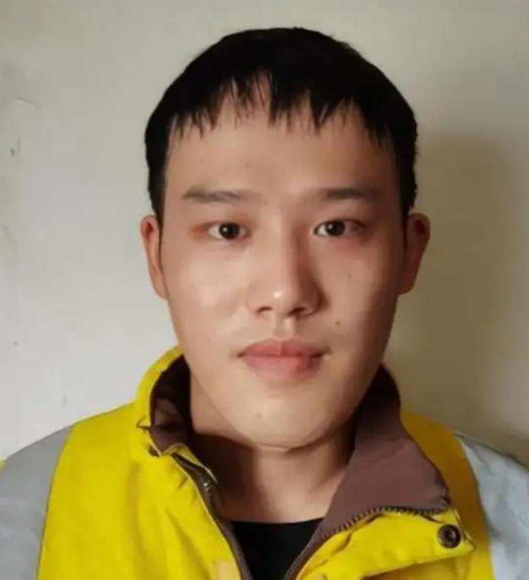 2018年杭州，21岁外卖员叶阳辉接到了一单特殊的配送。订单备注栏里只写了六个字