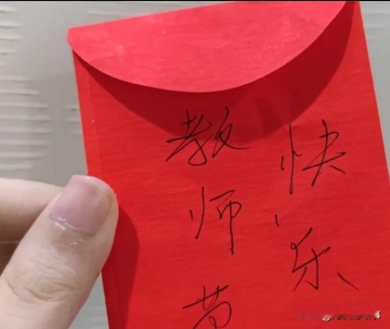 这次辽宁的教育反腐做的很好，在权威媒体已经把消息放出去了，不光是辽宁这样，东北这