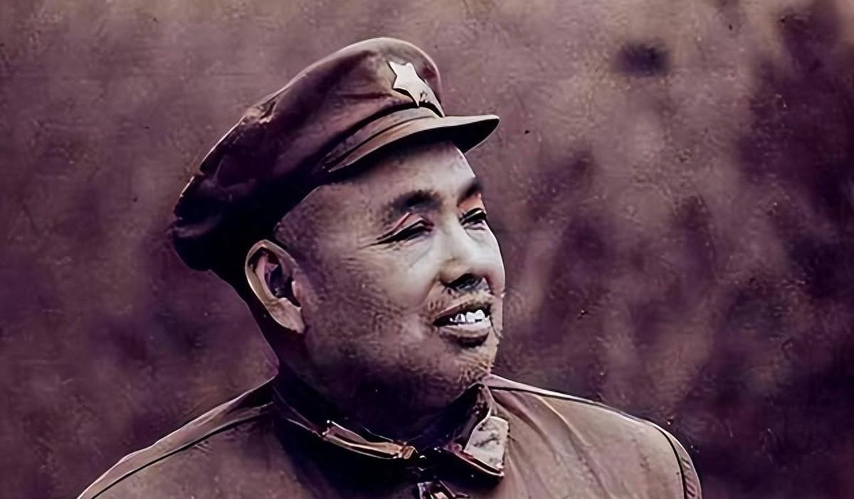 晚清时期大内高手竟练就二十米内能够躲避子弹的绝技，许世友表示想用石头试试看吗？