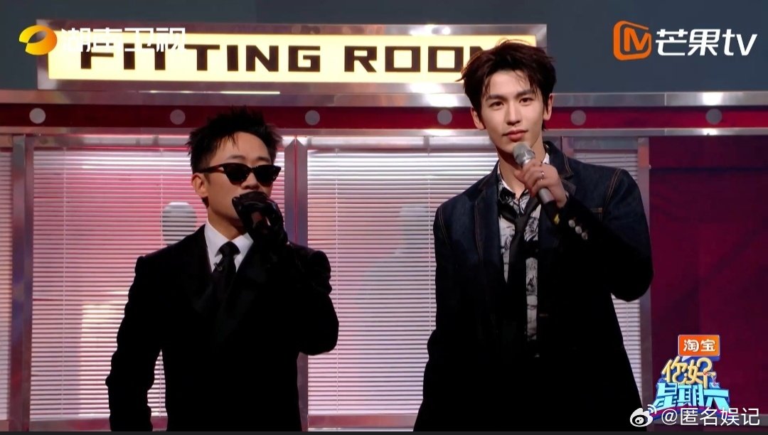 杨迪演我和建模怪同框杨迪和张凌赫同框走秀，同款造型不同效果，杨迪精准演我和帅哥同