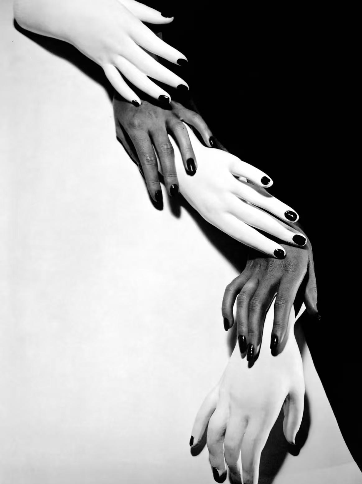 analogue collection
生命苦涩如歌💅