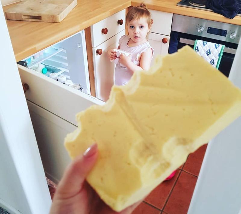 “乖孩子”或许真是一场教育悲剧。在传统观念中，乖孩子听话且顺从，依照父母的安排去