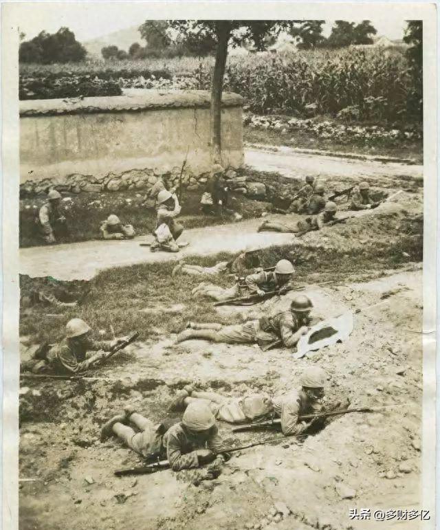 1943冀中空村惊现12枚哑雷！八路军连长一眼戳穿日军杀人阴招
 
1943年，