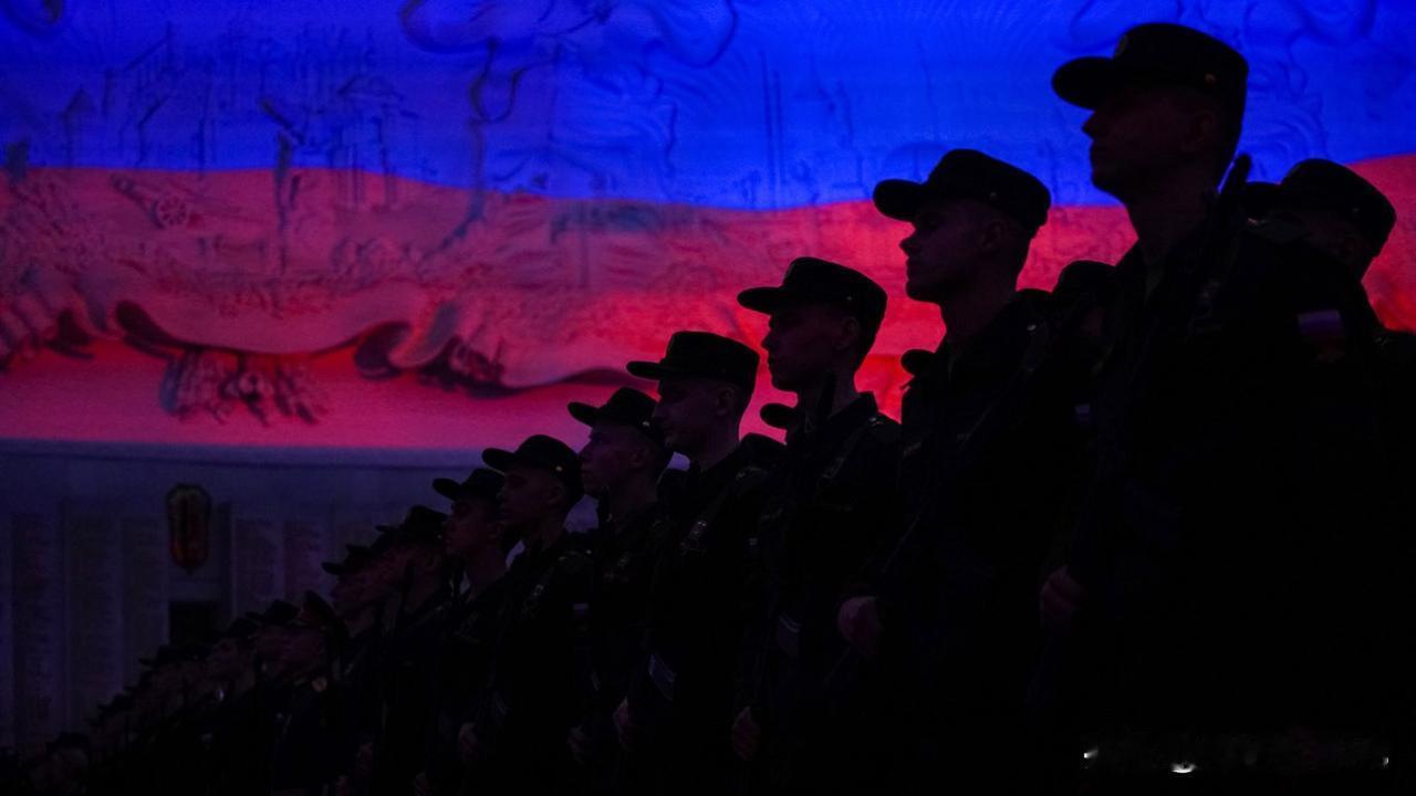 由于俄罗斯无力生产更多武器，预计该国将面临新一轮动员

据《金融时报》援引三位西
