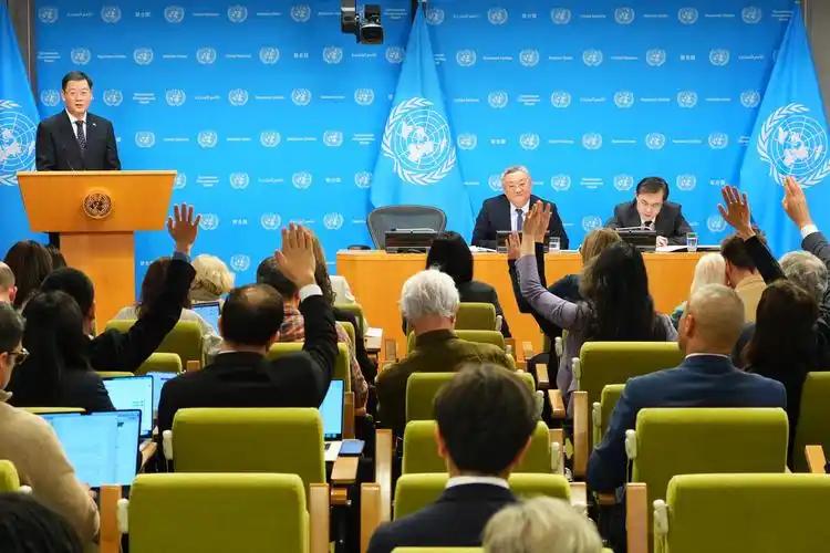 为何中国总是在联合国积极缴费，而联合国却经常成为针对中国的平台？答案很现实，也很