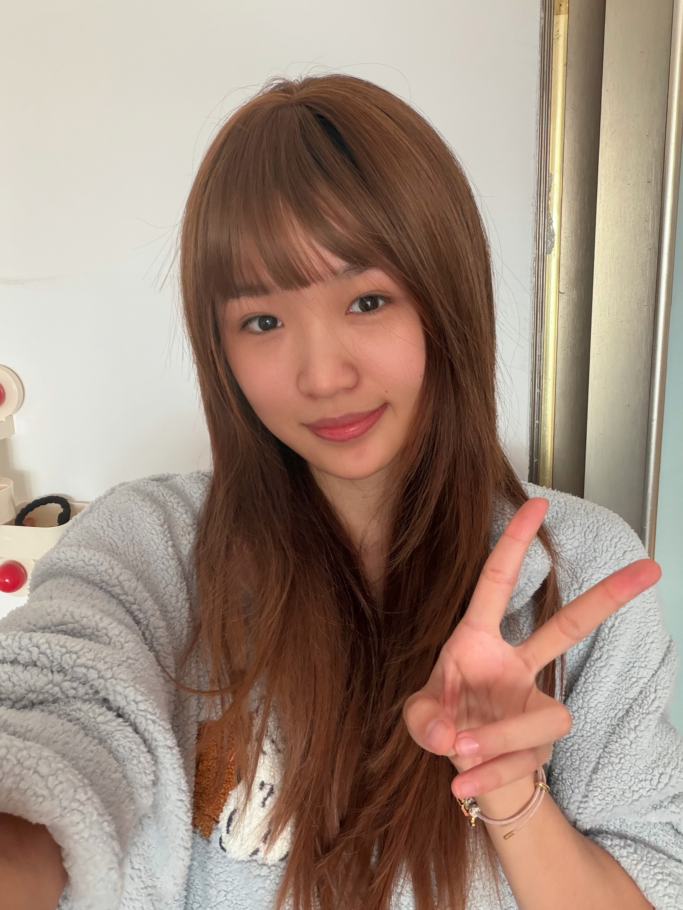 你们说我要剪刘海吗😭（听大家的） 