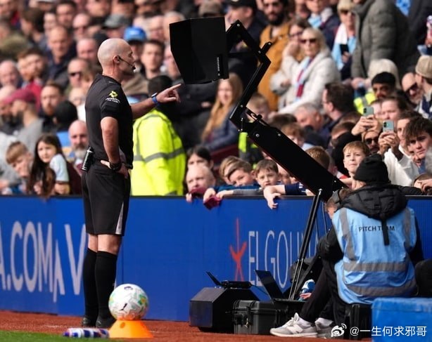 未获信任！卫报：91%球迷认为没有VAR的比赛会更好无界新闻3月30日讯 《卫报