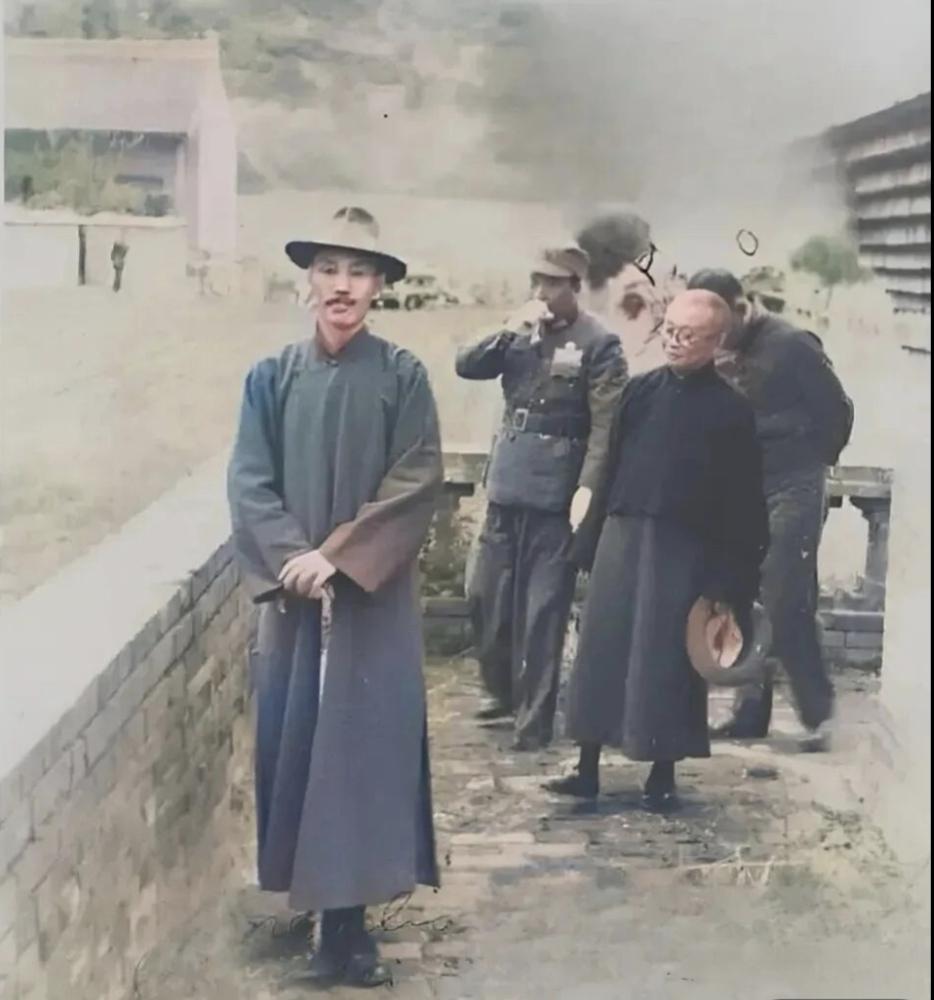 历史老照片分享1936年10月22日——10月29日，蒋介石来到西安督导“剿匪”