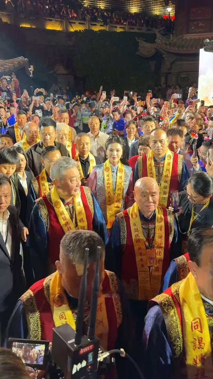 妈祖诞辰1066周年。
墨南。