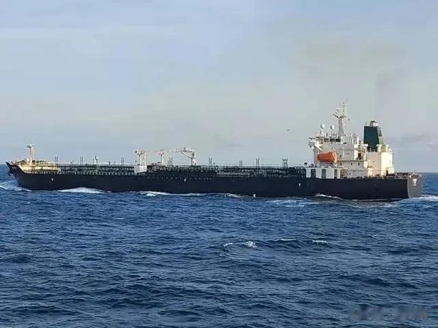 欠下我们500亿没钱还怎么办？委内瑞拉出新招，还款方式让人哭笑不得

一个人最重