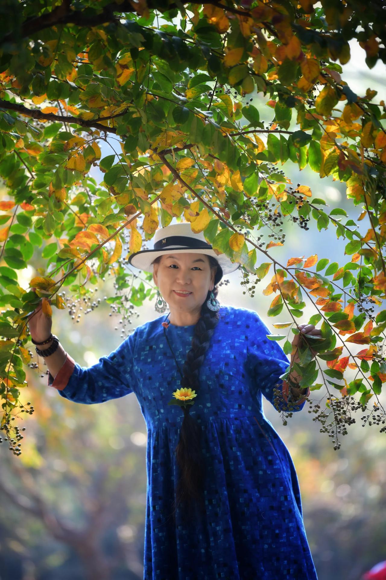 金秋九月，美丽的秋天🍃#晚秋美景抓拍# #秋冬公园随拍# #秋景生活随拍# #