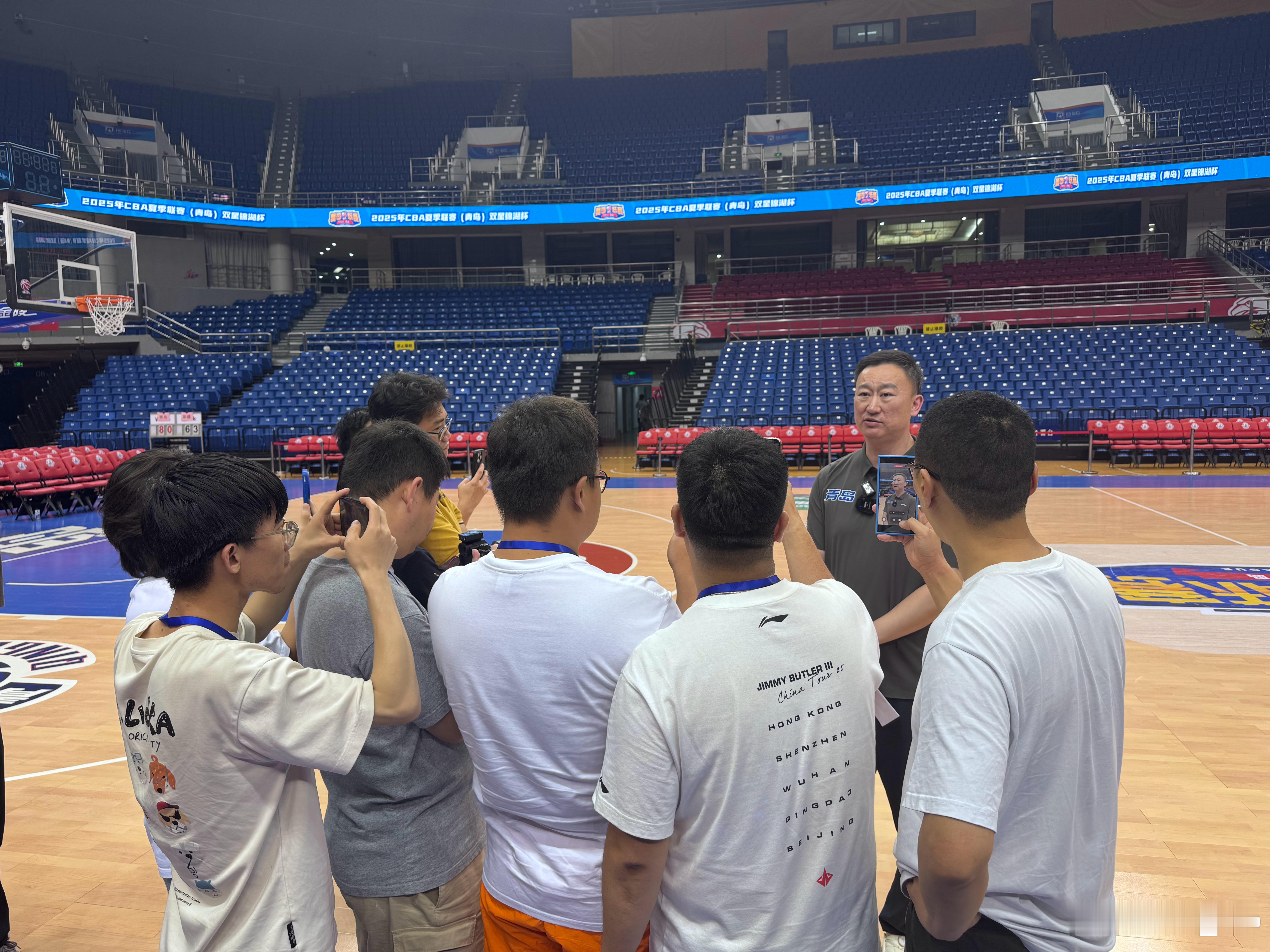 久违的CBA赛后采访环节。cba夏季联赛  ​​​