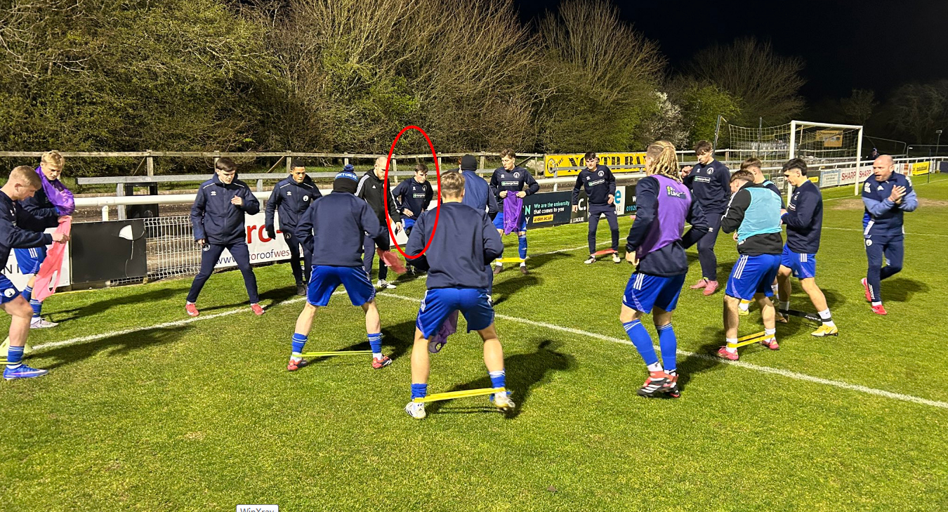 利物浦青训 连续三场未进U21大名单的右后卫戴维森被租借去了第6级别球队巴克斯顿