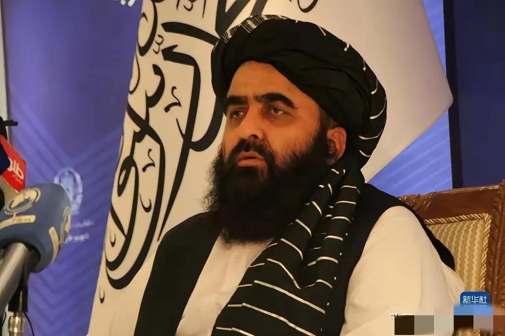 话说得好好的，就是不听。中国早就跟阿塔把道理掰开揉碎讲过了：巴塔三天两头炸中国工