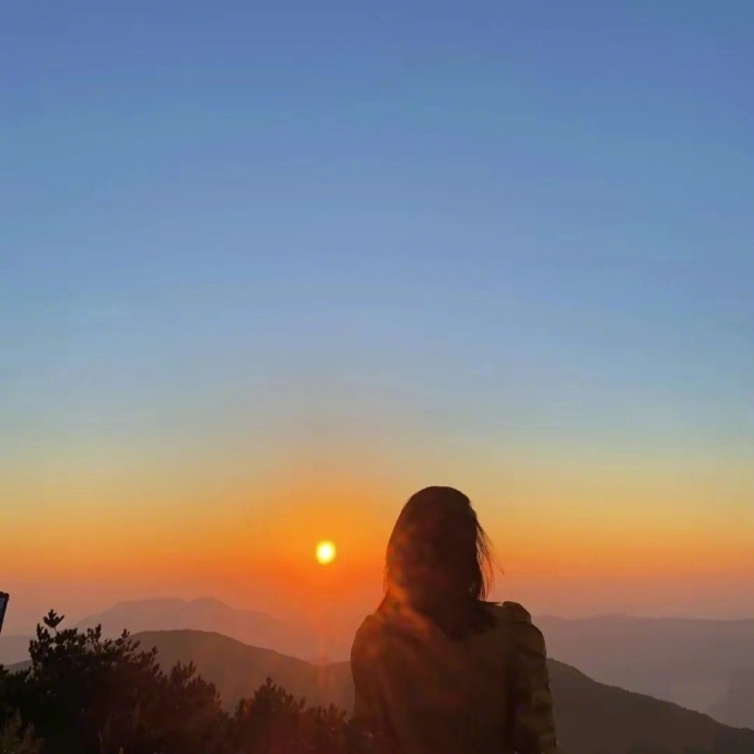 世界上所有的东西都不是你的， 唯有身体才是自己的， 好好生活，善待自己吧。 