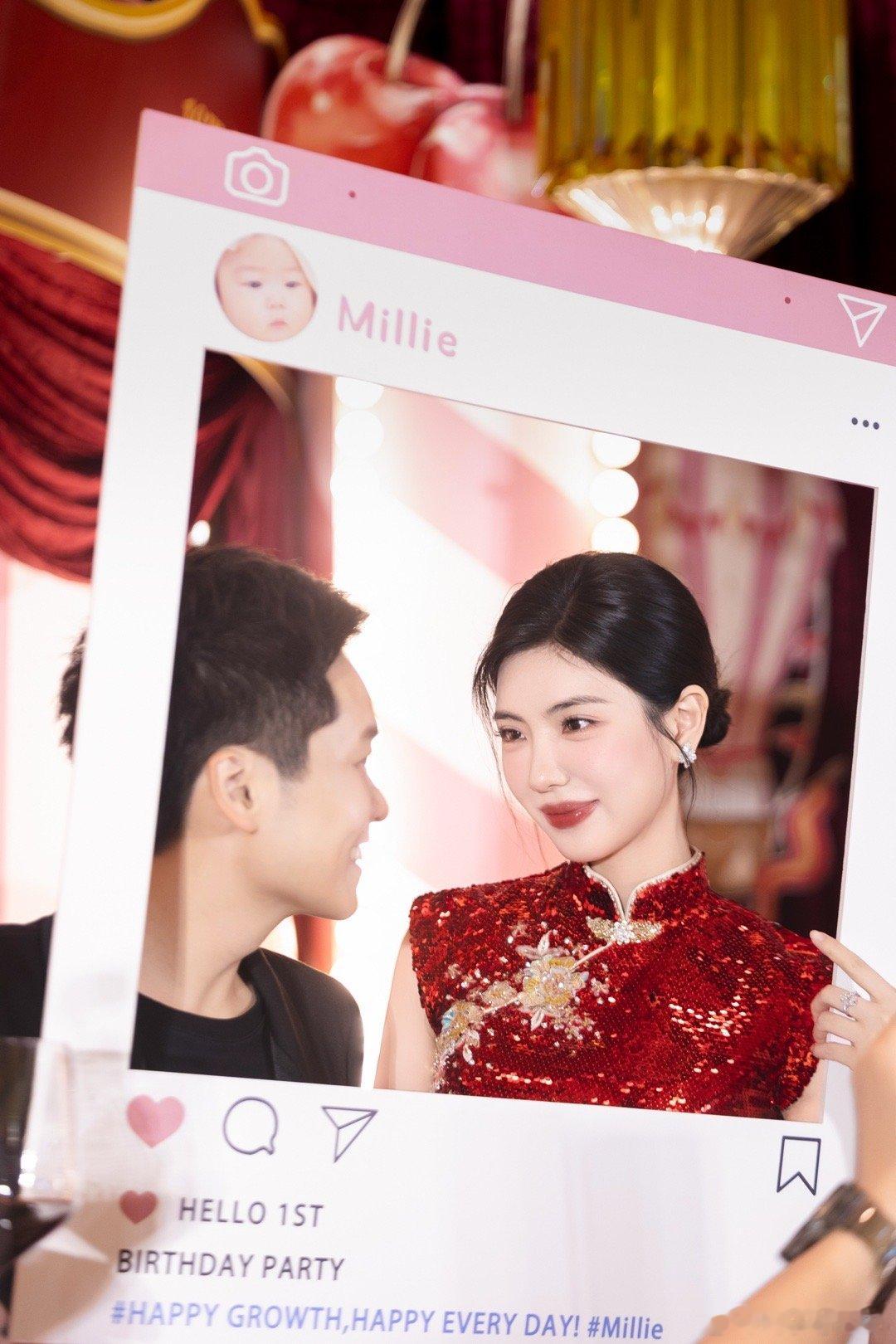 国庆快乐呀 大家假期打算去哪里呀我们打算带millie到处打卡宝宝乐园哈哈 给大