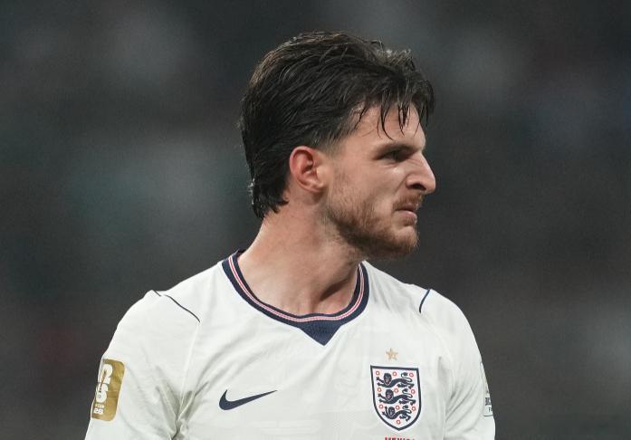 据ESPN报道，英格兰队中场赖斯病情好转，球队对于他首发出战世界杯半决赛持乐观态