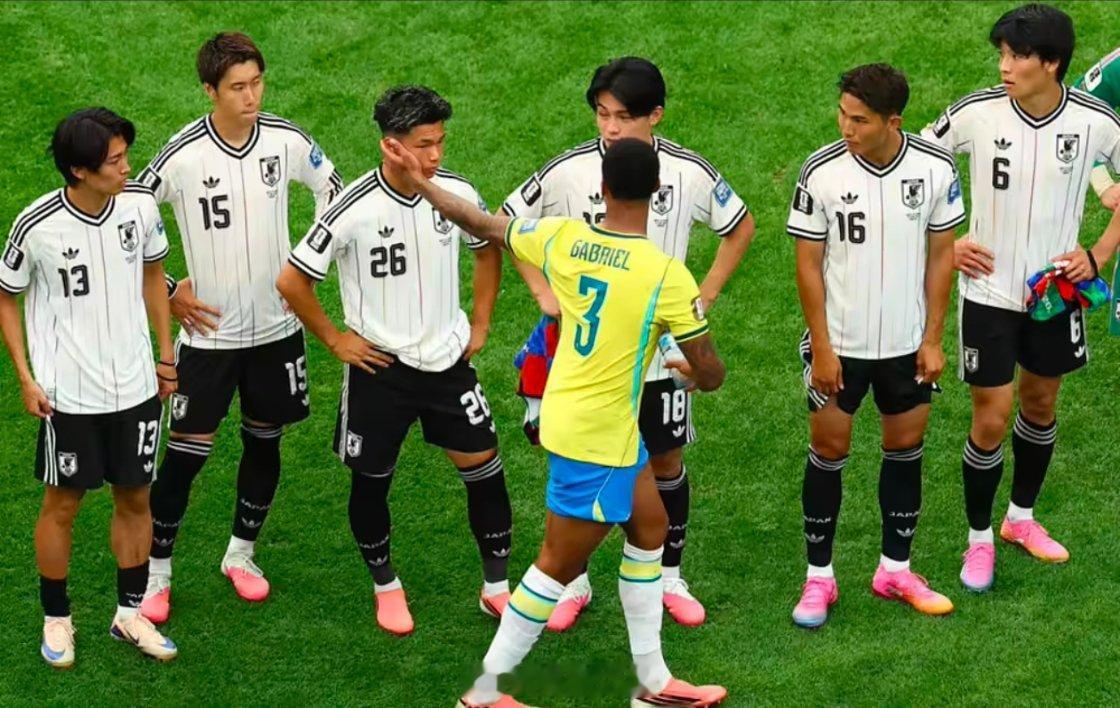 据日本雅虎报道，在日本1-2不敌巴西的世界杯32强战结束后，日本前锋盐贝健人澄清