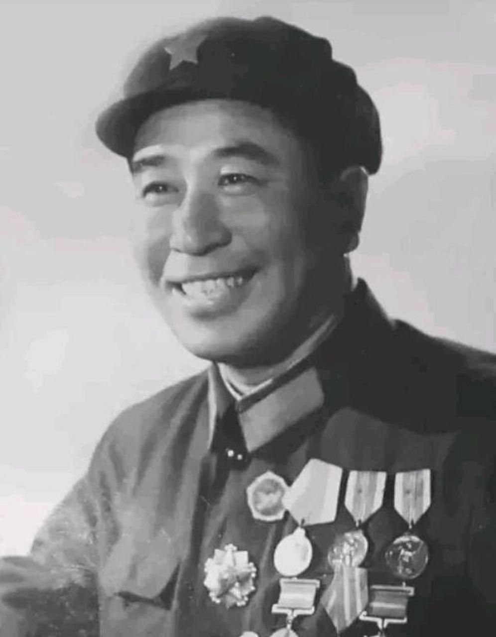 朝鲜战争中，7名弹尽粮绝的志愿军战士，被200名英军重重包围，就在这关键时刻，1