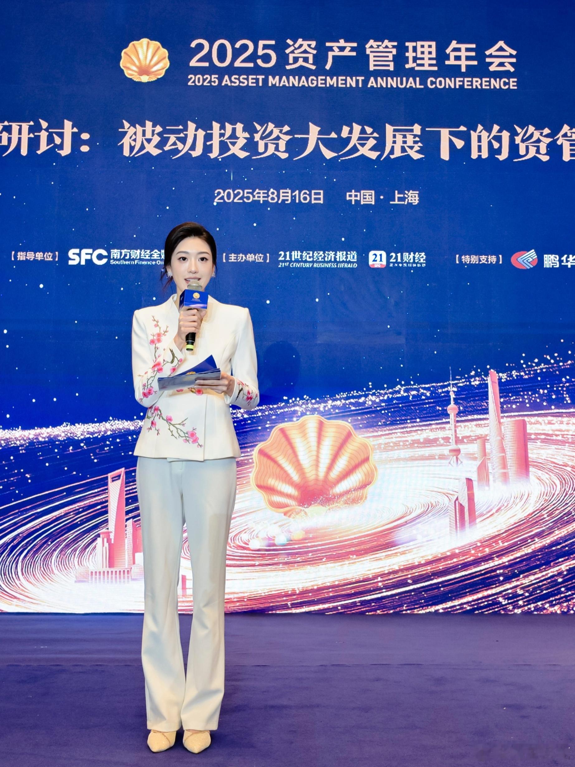 毓言cp[超话]毓言cp乐乐言今天好美啊 ​​​