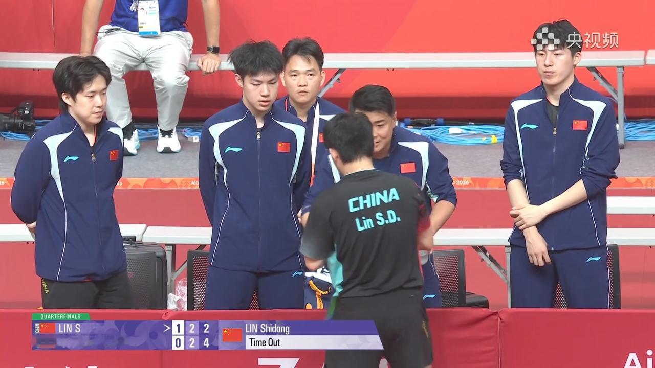 林诗栋又输了，2-3不敌泰国16岁小将，遭遇亚运会首败，洛杉矶奥运会真的需要樊振