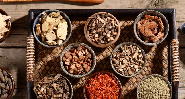 长期肾精亏虚，为何会出现举而不坚的情况？







对于男同志而言假如纵欲过