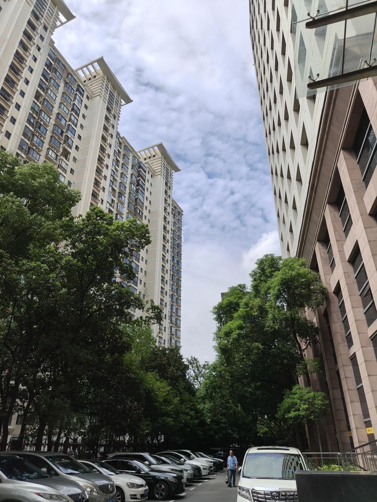 秋日美景随手拍实景图分享！

🈶几张是前同事在常州旅游

拍来的…风景还不错!