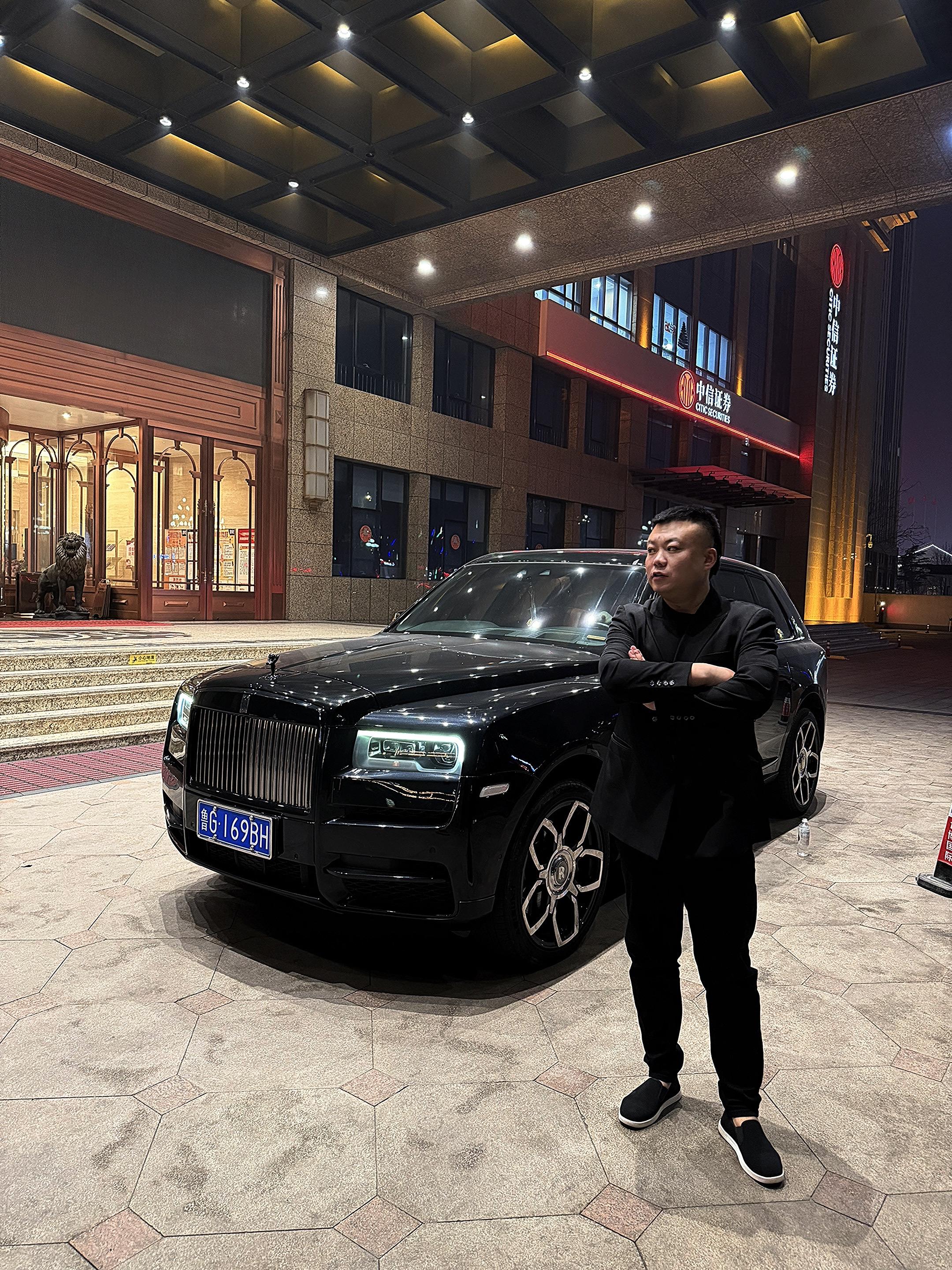 过了河的卒终究回不了头 但是有些棋子一辈子也过不了河   ——致这落子无悔的人生