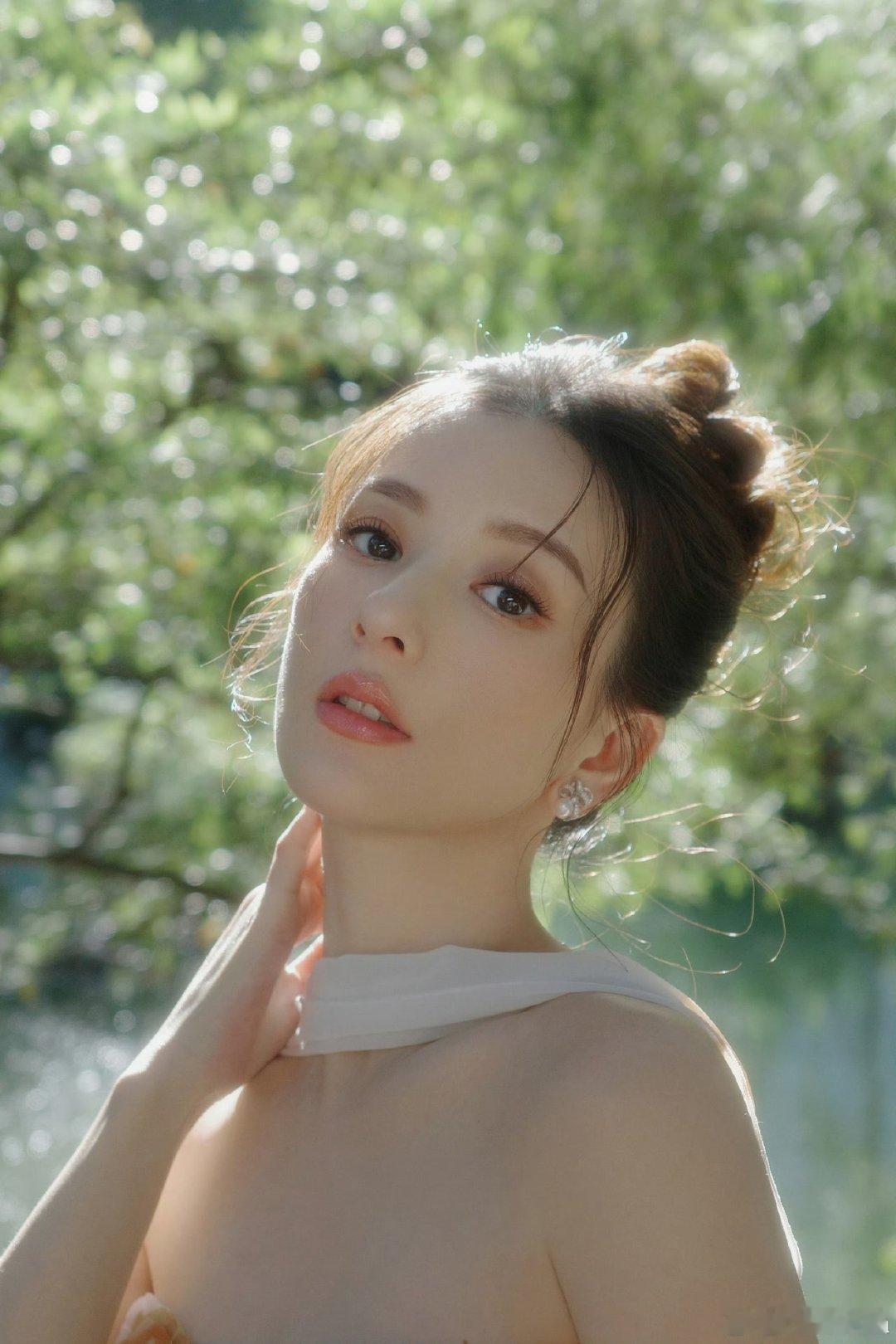 方媛育儿观方媛让女儿们善良不必委屈自己教女儿温柔向善，也教她们勇敢拒绝，不必委曲