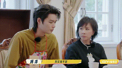 柯淳对表演不热爱但敬畏 不盲目标榜热爱，只坚守职业敬畏！柯淳的这份清醒，比空喊口