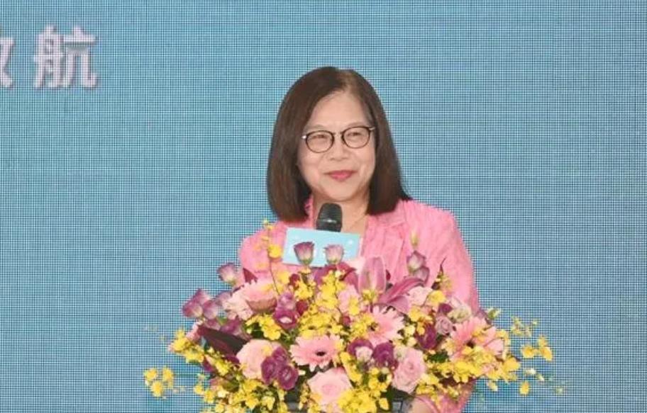 8月5日，台“海委会”证实，管碧玲将于6日带着人事行政总处人事长苏俊荣和数位发展