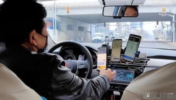 在西安开了十几年出租的网约车司机告诫现在所有乘网约车的顾客三个事情：
一：现在坐